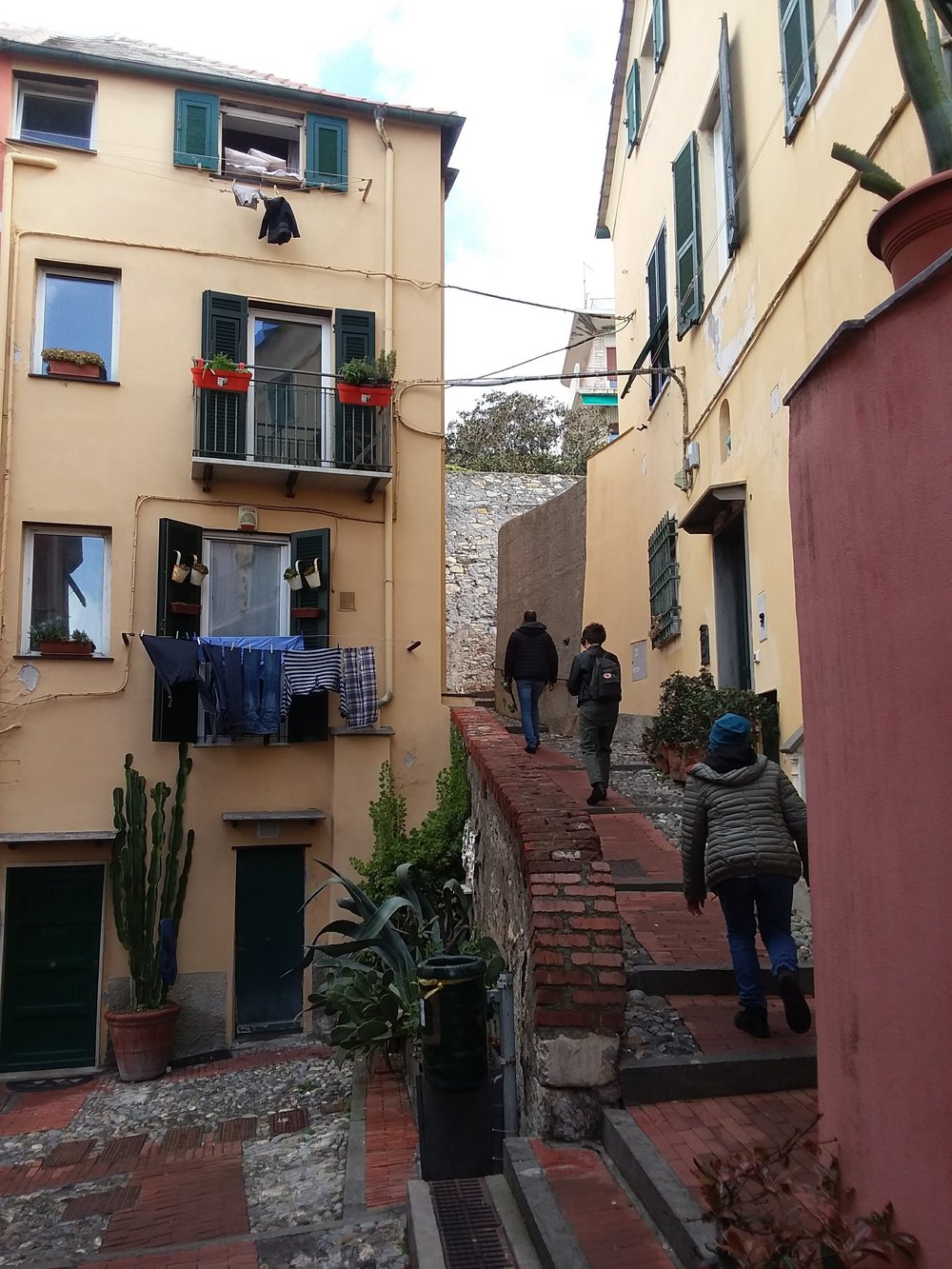 a street within the baccadasse