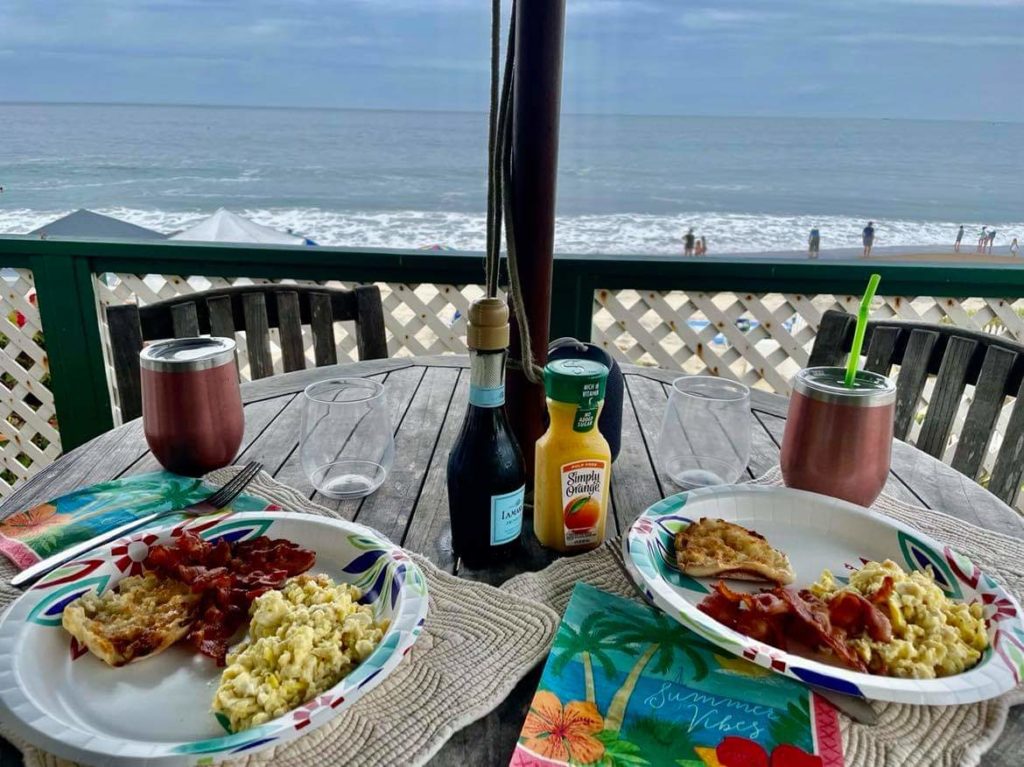 breakfast on the beach