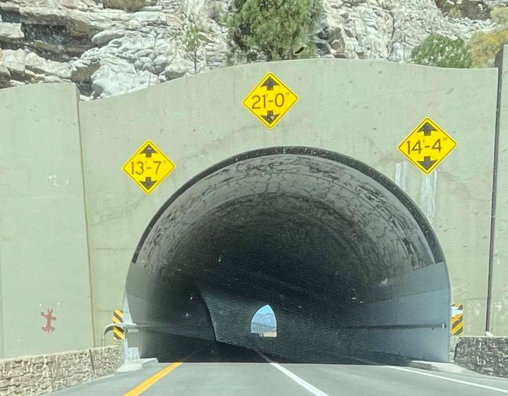 Wile E. Coyote's tunnel